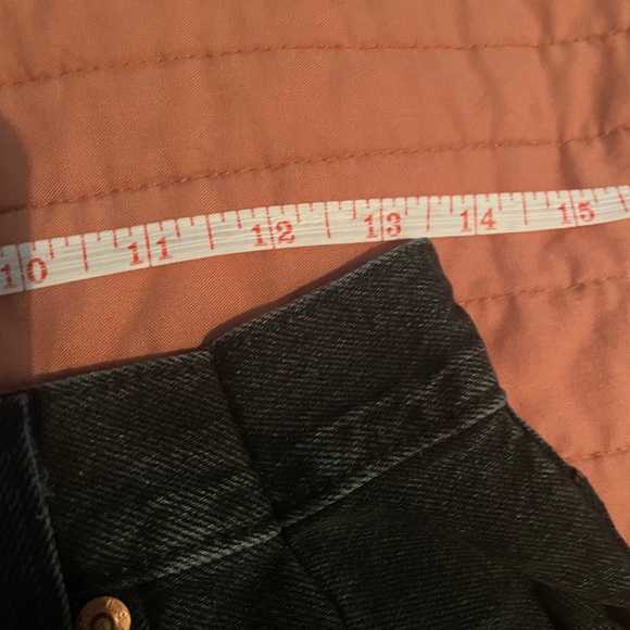 Levi’s 501 Black Denim Distressed Cutoff Shorts - Picture 5 of 7